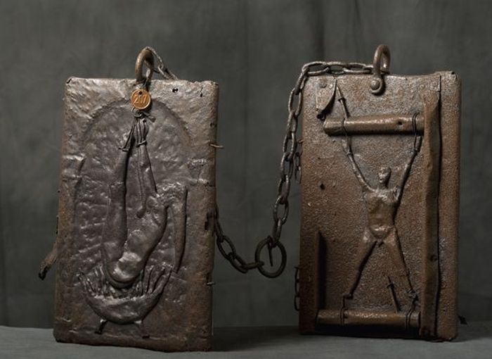 Torture execution instruments of Fernand Meyssonnier