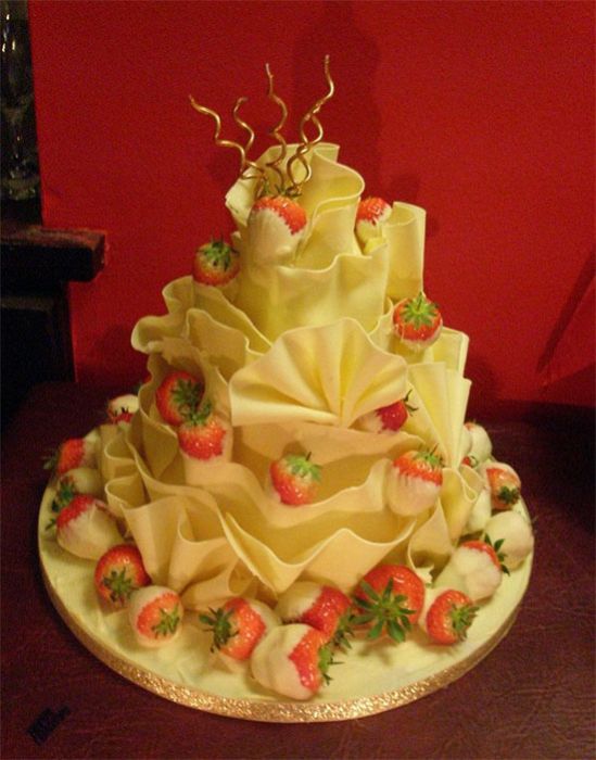 creative cake and confectionary design