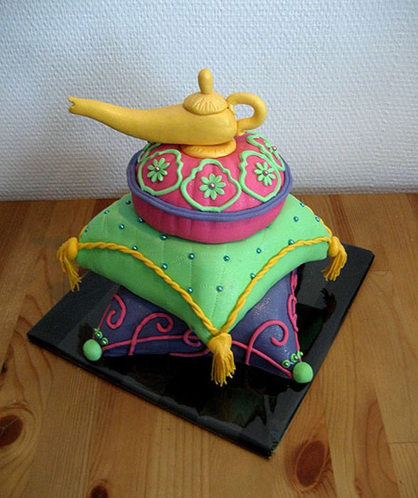 creative cake and confectionary design