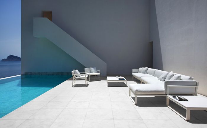 House on the Cliff by Fran Silvestre Arquitectos studio, Calpe, Alicante, Spain