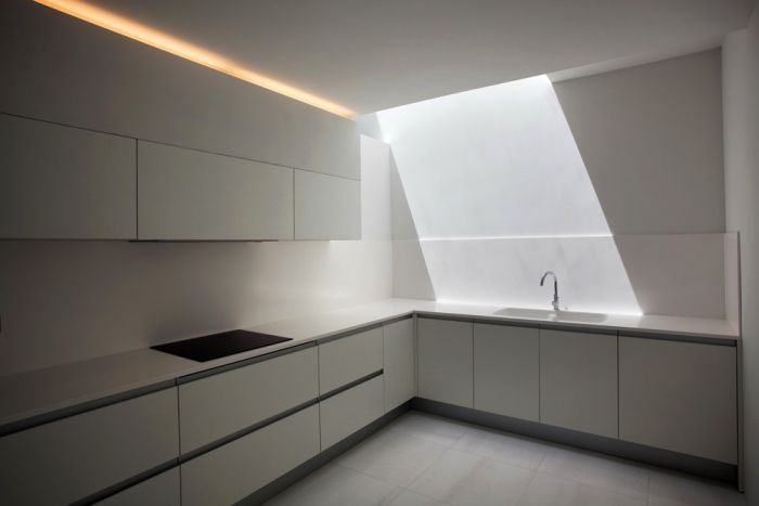 House on the Cliff by Fran Silvestre Arquitectos studio, Calpe, Alicante, Spain