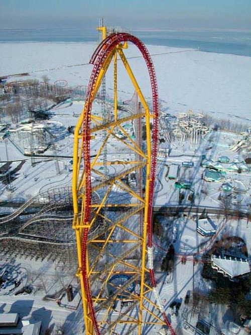 Top Thrill Dragster roller coaster, Cedar Point, Sandusky, Ohio, United States