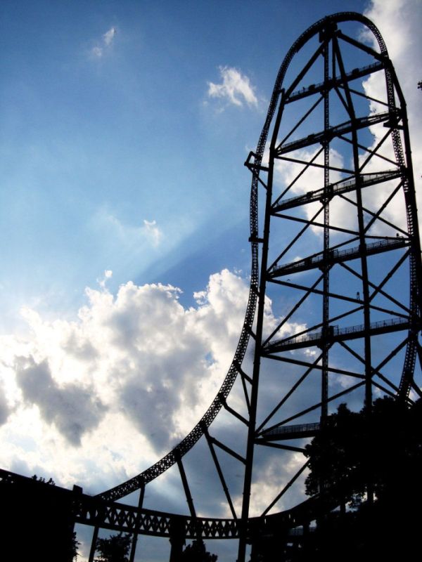 Top Thrill Dragster roller coaster, Cedar Point, Sandusky, Ohio, United States