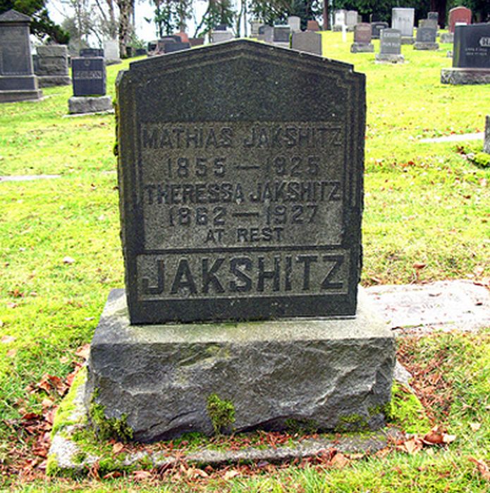 unusual tombstone