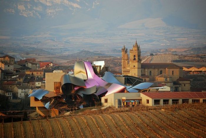 Hotel Marqués de Riscal by Frank O. Gehry, Rioja Alavesa, Álava, Spain