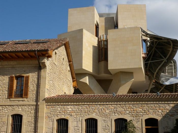 Hotel Marqués de Riscal by Frank O. Gehry, Rioja Alavesa, Álava, Spain