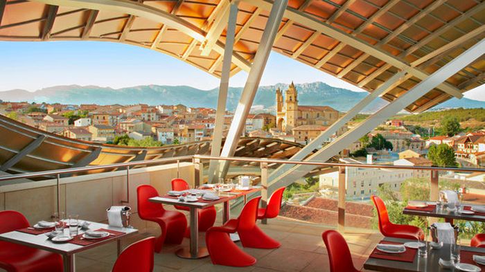 Hotel Marqués de Riscal by Frank O. Gehry, Rioja Alavesa, Álava, Spain