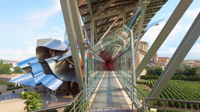 Hotel Marqués de Riscal by Frank O. Gehry, Rioja Alavesa, Álava, Spain