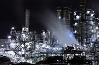 Architecture & Design: Factory plant in the night, Japan