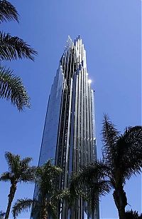 Architecture & Design: The Crystal Cathedral