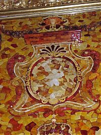 TopRq.com search results: Amber Room by master Gottfried Tussauds