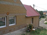 Architecture & Design: house made of wine corks