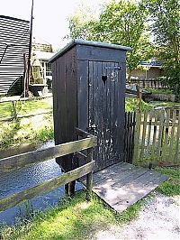 Architecture & Design: public toilets in different countries