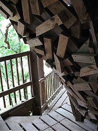 Architecture & Design: treehouse