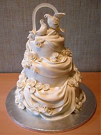 Architecture & Design: wedding cake