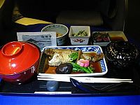 Architecture & Design: food offered in the first class on airplanes