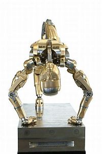 Architecture & Design: Iron Man, more than 500 parts, invented by Mark Ho