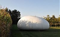 Architecture & Design: Mobile egg office