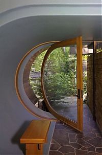 Architecture & Design: house on a tree