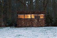 Architecture & Design: house of logs