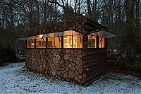 Architecture & Design: house of logs