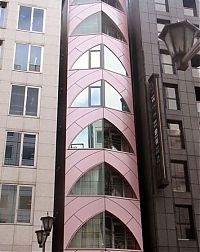 TopRq.com search results: Thinnest buildings in Japan