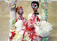 Architecture & Design: wedding cake topper