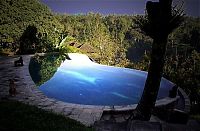 Architecture & Design: infinity edge pool design