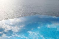 Architecture & Design: infinity edge pool design