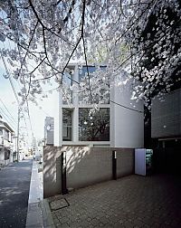 Architecture & Design: 63.02º building by Jo Nagasaka, Tokyo, Japan