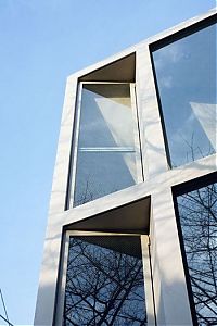 Architecture & Design: 63.02º building by Jo Nagasaka, Tokyo, Japan