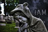 Architecture & Design: cemetery sculpture