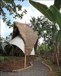Architecture & Design: Green school, Bali
