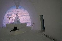 Architecture & Design: tron legacy ice hotel