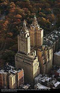 Architecture & Design: New York City from the air by Yann Arthus-Bertrand