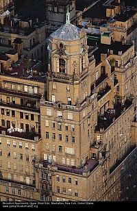 Architecture & Design: New York City from the air by Yann Arthus-Bertrand