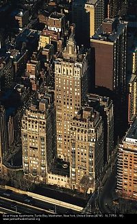 Architecture & Design: New York City from the air by Yann Arthus-Bertrand