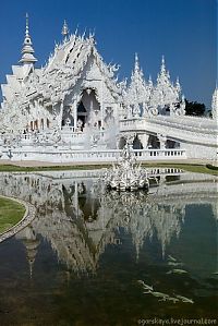 Architecture & Design: Wat Rong Khu, white temple, Chiang Rai, Thailand