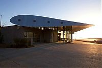 Architecture & Design: Boeing 747 house by Francie Rehwald