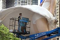 TopRq.com search results: Marilyn Monroe sculpture, Chicago, United States