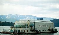 Architecture & Design: McBarge, Friendship 500 McDonald's Restaurant, Burnaby, British Columbia, Canada