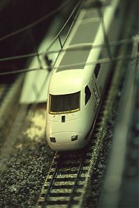 Architecture & Design: railway modelling