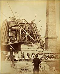 Architecture & Design: History: Construction of Tower Bridge, 1886-1894, London, England, United Kingdom