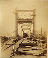 Architecture & Design: History: Construction of Tower Bridge, 1886-1894, London, England, United Kingdom