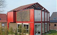 Architecture & Design: container house