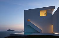 Architecture & Design: House on the Cliff by Fran Silvestre Arquitectos studio, Calpe, Alicante, Spain