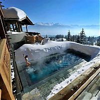 Architecture & Design: winter swimming pool