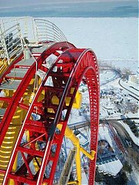 Architecture & Design: Top Thrill Dragster roller coaster, Cedar Point, Sandusky, Ohio, United States