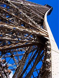 Architecture & Design: The Eiffel Tower, Champ de Mars, Paris, France