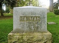 Architecture & Design: unusual tombstone